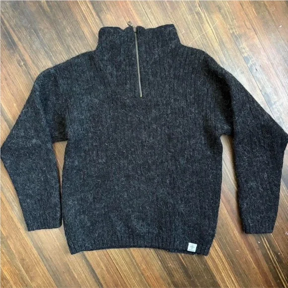 Kidka Icelandic Pure New Wool Reykir Half Zip Sweater